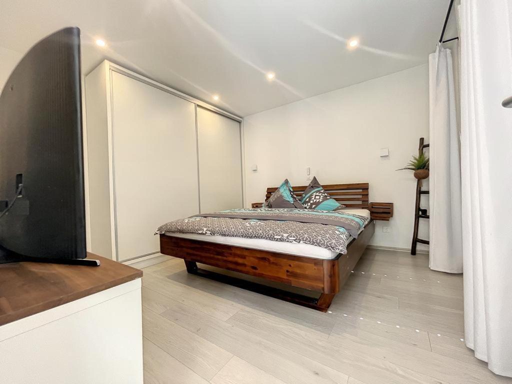 Moderne Avec Terrasse Et Piscine A Chatel Sur Bex