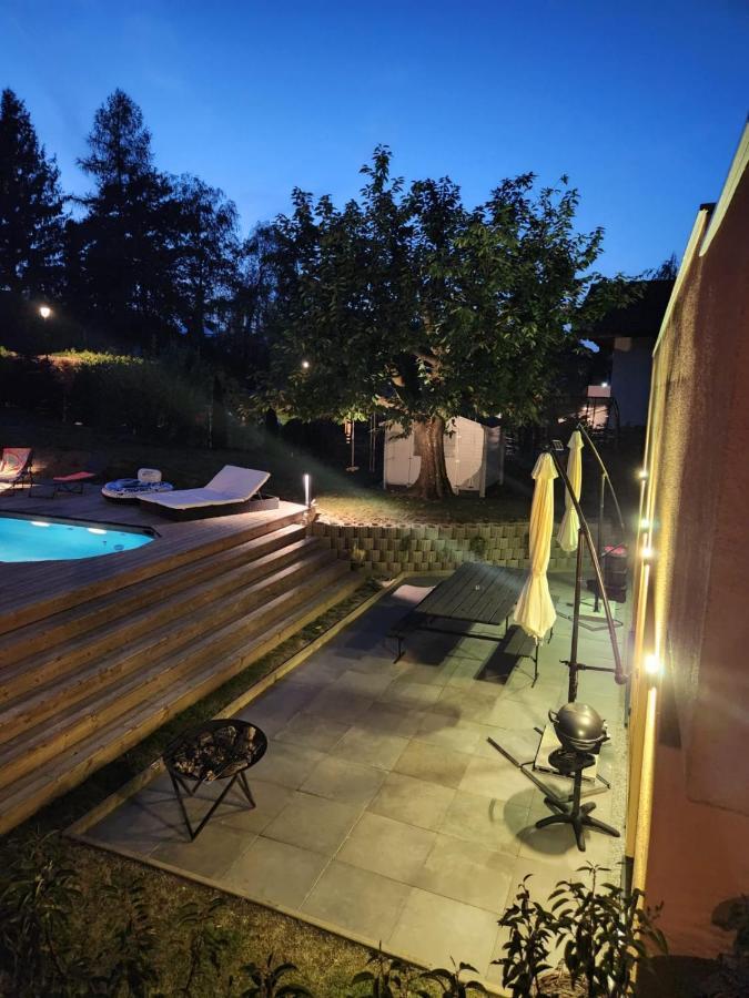 Moderne Avec Terrasse Et Piscine A Chatel Sur *