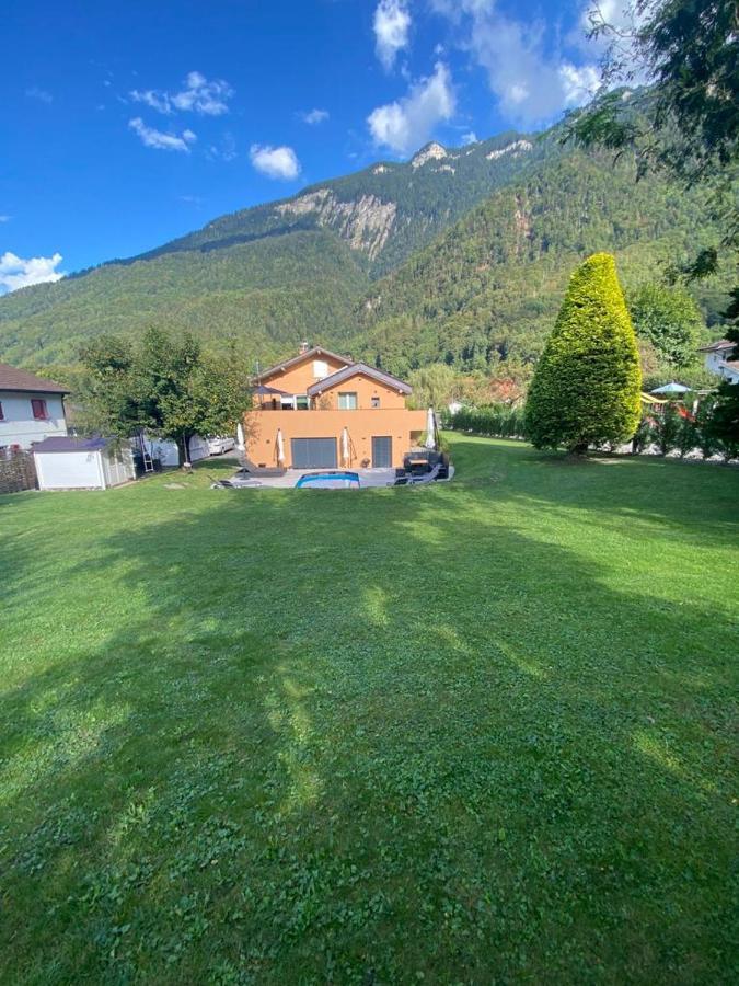 Moderne Avec Terrasse Et Piscine A Chatel Sur * Bex